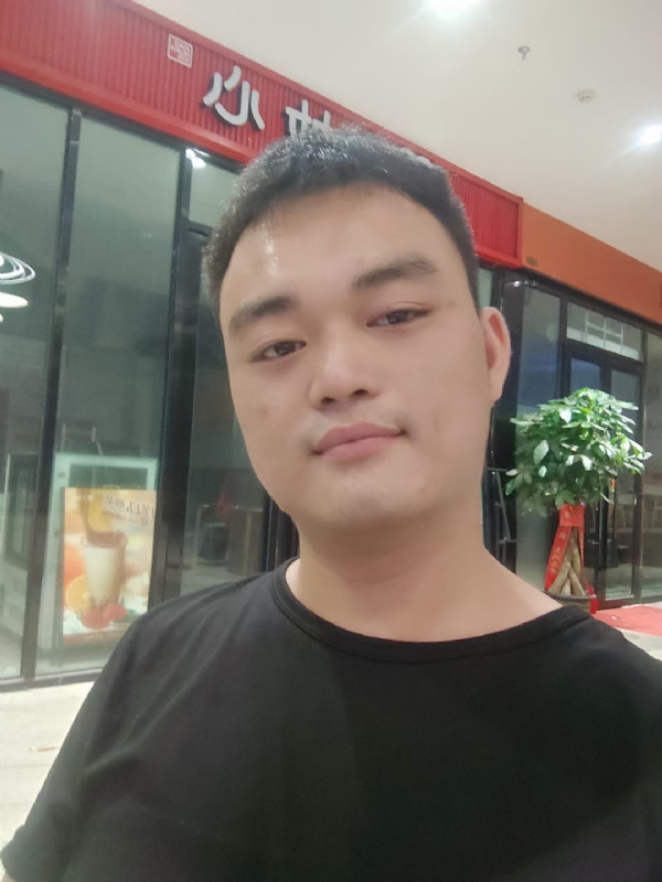 寻找另一半的第一张照片--广西父母相亲团